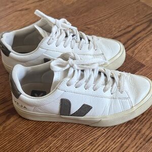 Veja Sneakers